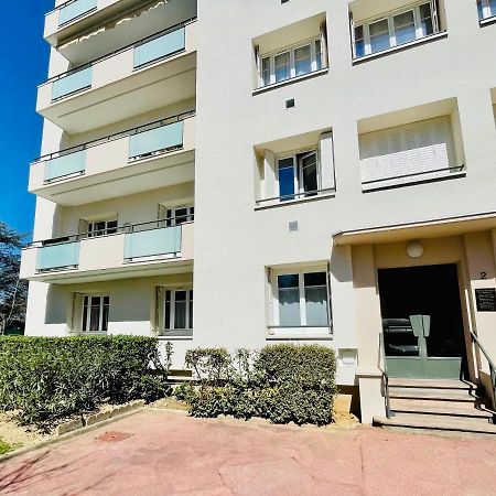 Magnifique Studio Independant Au Rez-De-Chaussee Tassin-la-Demi-Lune Exterior foto